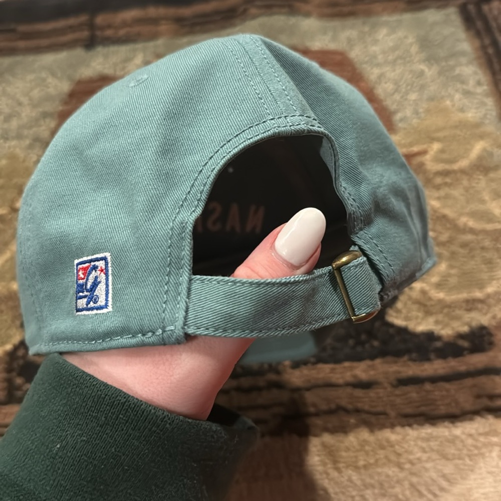 Hat - Picture 2 of 3